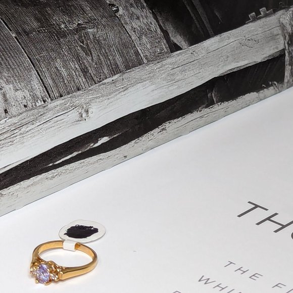 Sparkle Amethyst Cubic Zirconia Ring 18k hge New Old stock Covenant RC - Picture 10 of 16